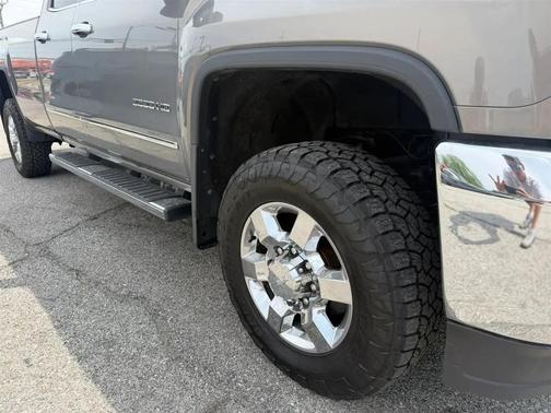 Gray 2017 GMC Sierra 2500 SLT