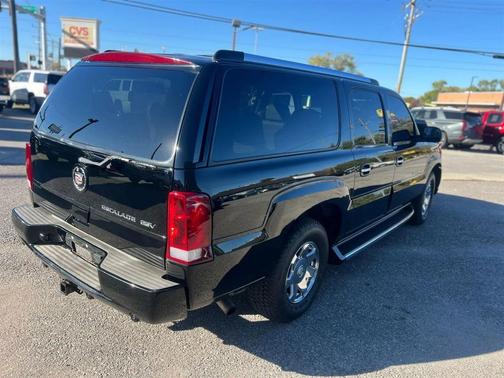 2003 Cadillac Escalade ESV Standard