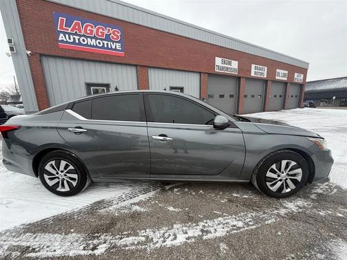 2021 Nissan Altima S FWD