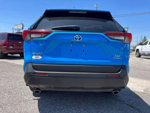 2020 Toyota RAV4 Hybrid XLE