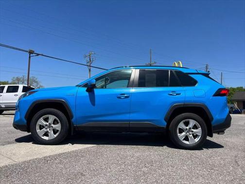 2020 Toyota RAV4 Hybrid XLE