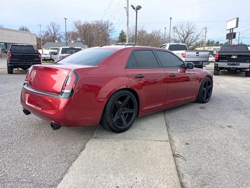 2014 Chrysler 300C Base
