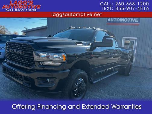 2023 RAM 3500 Big Horn Crew Cab 4x4 8' Box