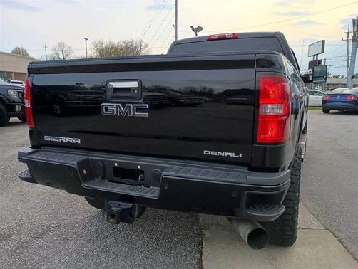 2016 GMC Sierra 2500 Denali