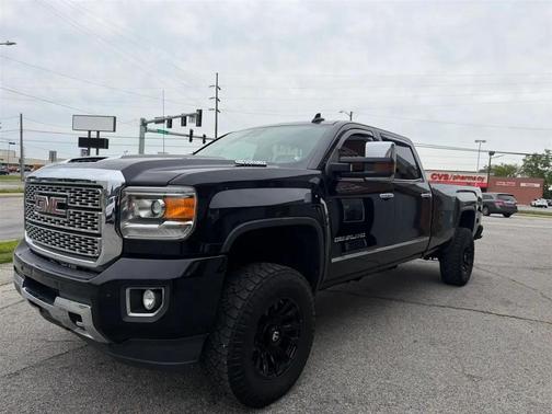 Ebony Twilight Metallic 2019 GMC Sierra 3500 Denali