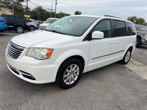 2014 Chrysler Town & Country Touring