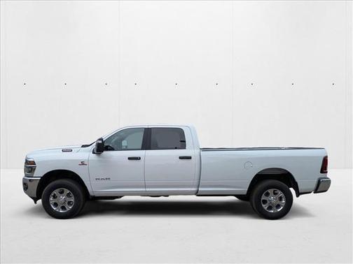 2025 RAM 3500 Big Horn Crew Cab 4x4 8' Box
