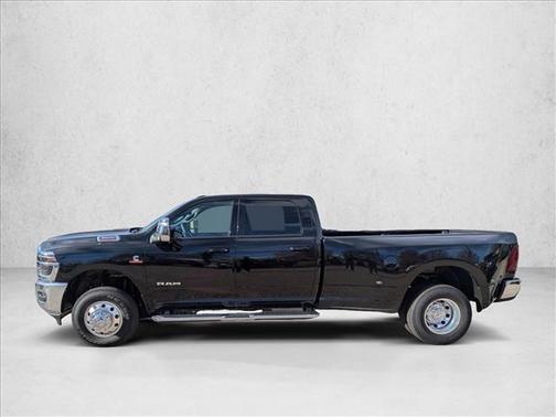 2025 RAM 3500 Laramie Crew Cab 4x4 8' Box