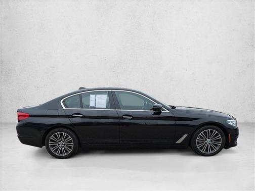 Black Sapphire Metallic 2018 BMW 530 xDrive