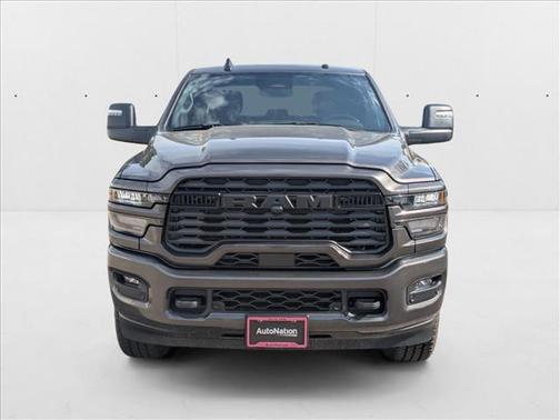 2025 RAM 2500 Big Horn Crew Cab 4x4 8' Box