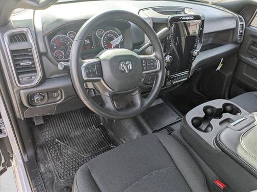 2026 RAM 2500 Tradesman Crew Cab 4x4 8' Box