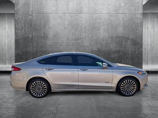 2018 Ford Fusion Energi SE Luxury