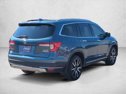 Lunar Silver Metallic 2021 Honda Pilot Touring 8-Passenger