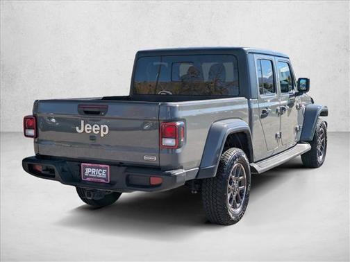 2022 Jeep Gladiator Overland