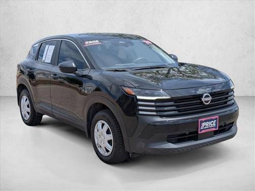 Super Black 2025 Nissan Kicks S