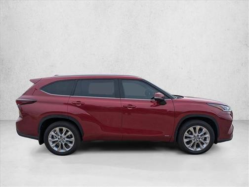 Ruby Flare Pearl 2026 Toyota Highlander Hybrid Limited