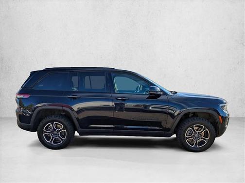 2023 Jeep Grand Cherokee 4xe Trailhawk