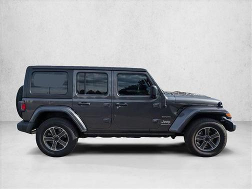 2023 Jeep Wrangler 4-Door Sahara 4x4