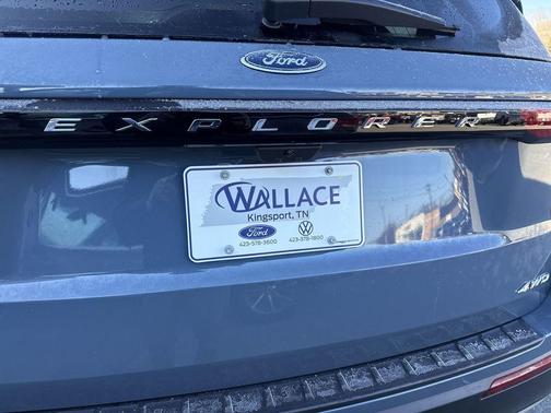 Vapor Blue Metallic 2026 Ford Explorer Active