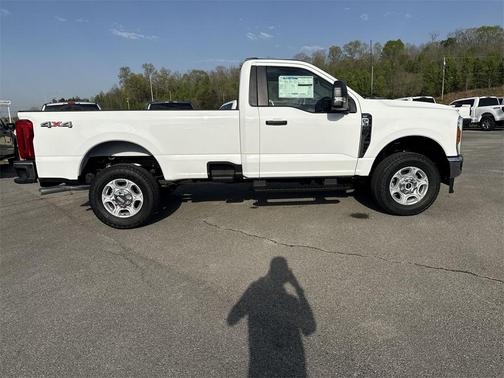 2025 Ford F-350 XLT