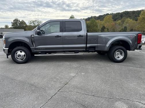 2026 Ford F-350 XLT