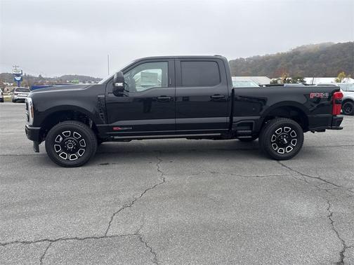 2026 Ford F-350 Platinum