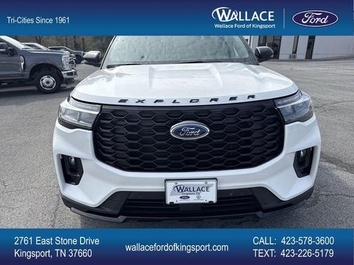 Star White 2026 Ford Explorer ST-Line