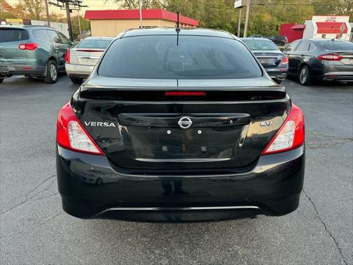 2019 Nissan Versa 1.6 SV