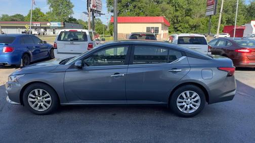 Gun Metallic 2019 Nissan Altima 2.5 S