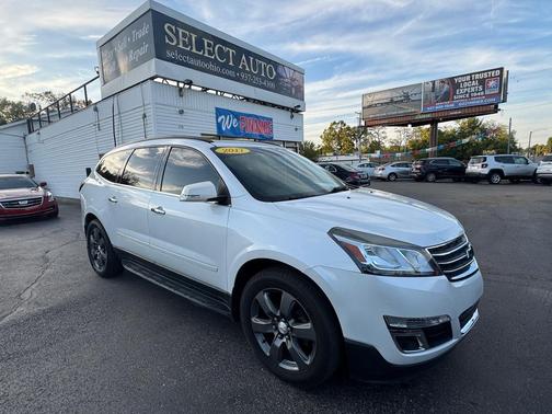 2017 Chevrolet Traverse 2LT