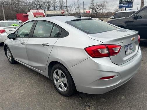 2018 Chevrolet Cruze LS