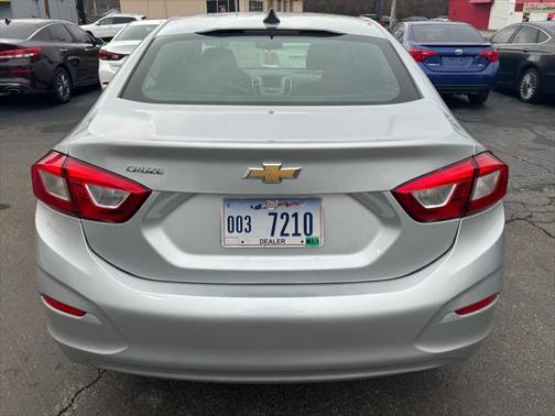 2018 Chevrolet Cruze LS