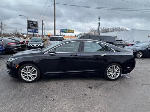 2016 Lincoln MKZ Base