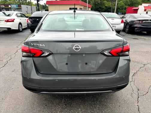 2021 Nissan Versa 1.6 S