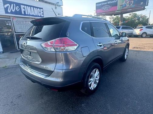 2016 Nissan Rogue SV