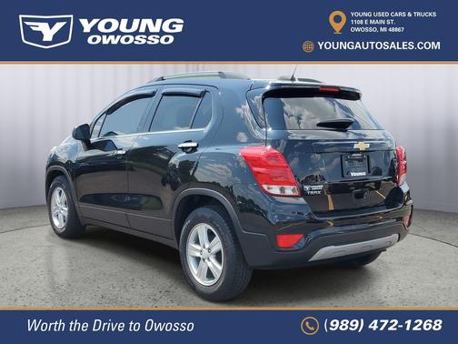 Mosaic Black 2019 Chevrolet Trax LT