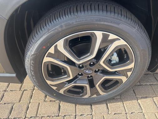 2025 Subaru Ascent Limited