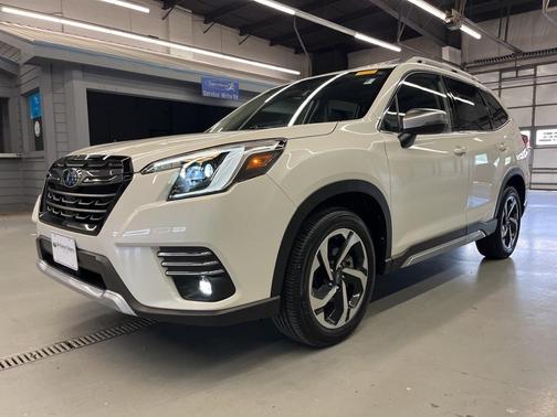 2024 Subaru Forester Touring
