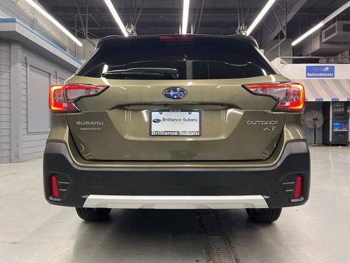 2022 Subaru Outback Limited XT