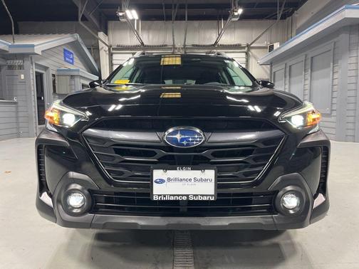 Crystal Black Silica 2024 Subaru Outback Premium