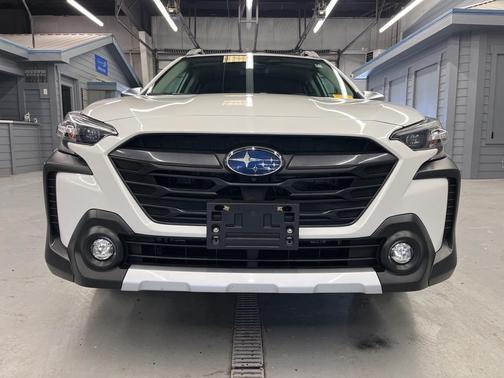 2025 Subaru Outback Touring