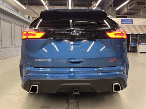2019 Ford Edge ST