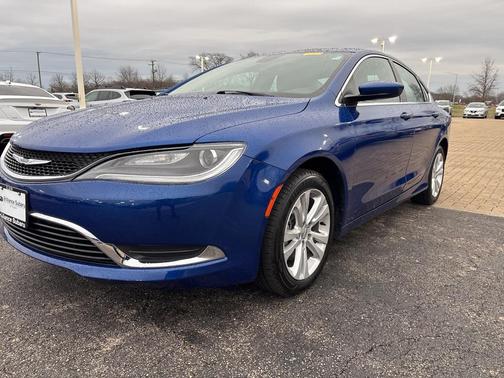 2017 Chrysler 200 Limited