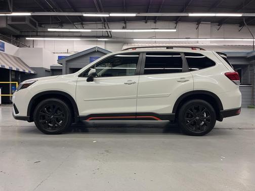 2024 Subaru Forester Sport