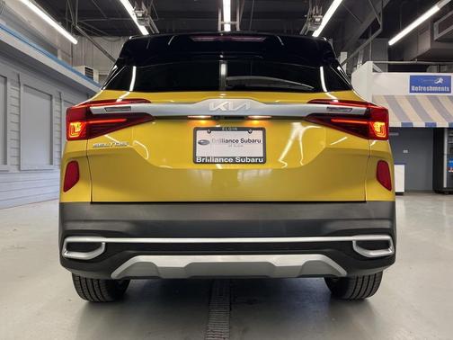2022 Kia Seltos S
