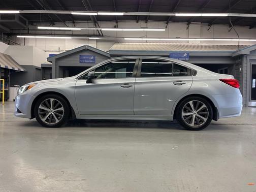 2017 Subaru Legacy 2.5i Limited