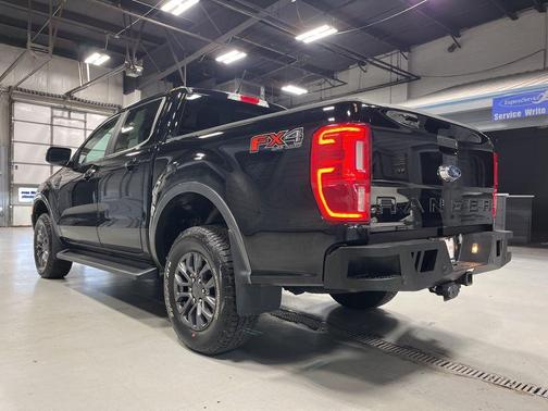 Shadow Black Metallic 2021 Ford Ranger Lariat