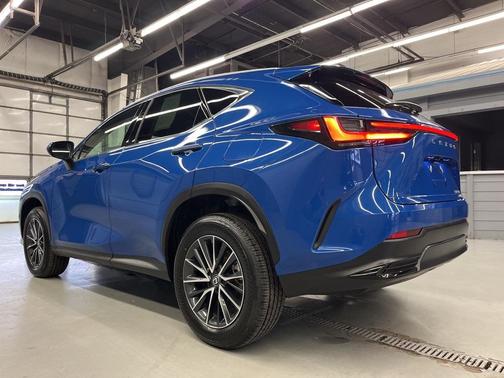 2025 Lexus NX 350 Base
