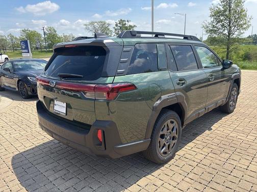 Deep Emerald Green 2026 Subaru Outback Premium