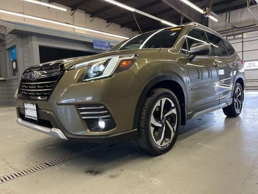 2023 Subaru Forester Touring